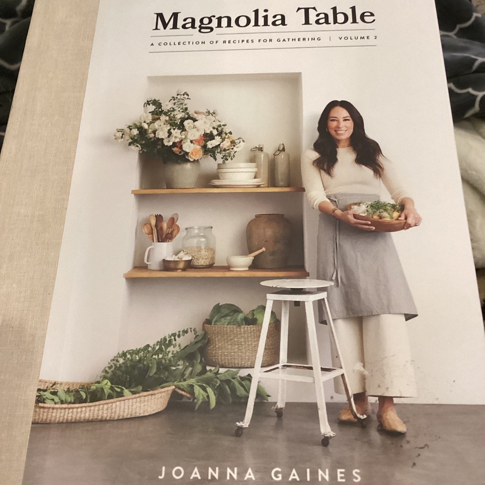 Magnolia Table Joanna Gaines Cookbook